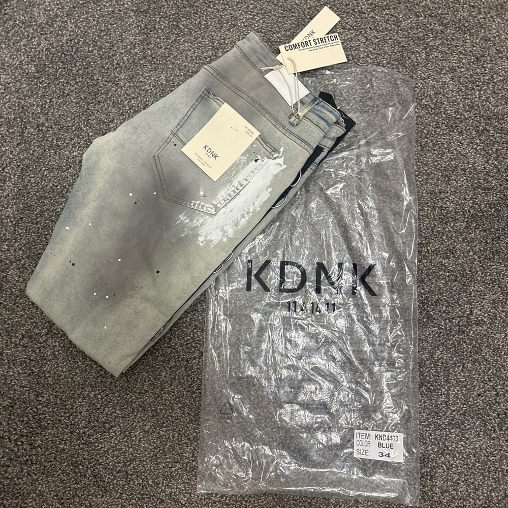 Men's Distressed KDNK Gray Skinny Jeans